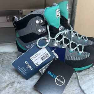 DOLOMITE Gore-Tex Women’s Steinbock GTX Winter Waterproof Hike Boots  7 US New